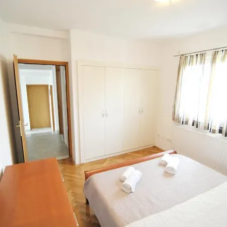 Villa Luna With Seaview Petrčane