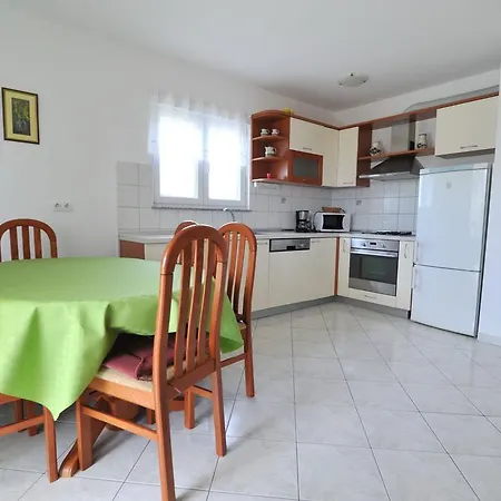 Villa Luna With Seaview Apartment Petrčane