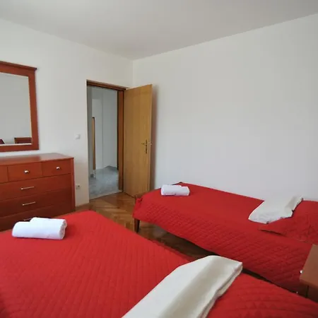 Villa Luna With Seaview * Petrčane