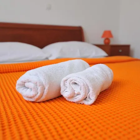 Villa Luna With Seaview Apartment *