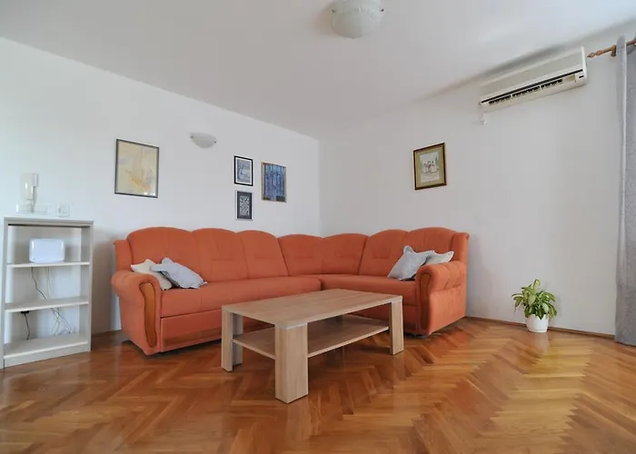 Luna With Seaview * بيتريتْشاني