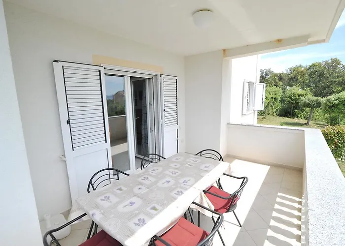 شقة Luna With Seaview بيتريتْشاني