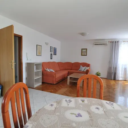 דירה Luna With Seaview *