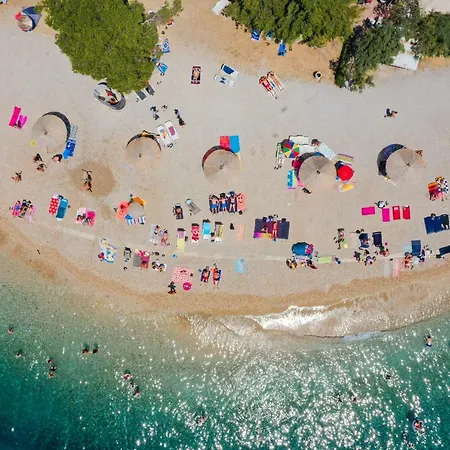 Luna With Seaview דירה