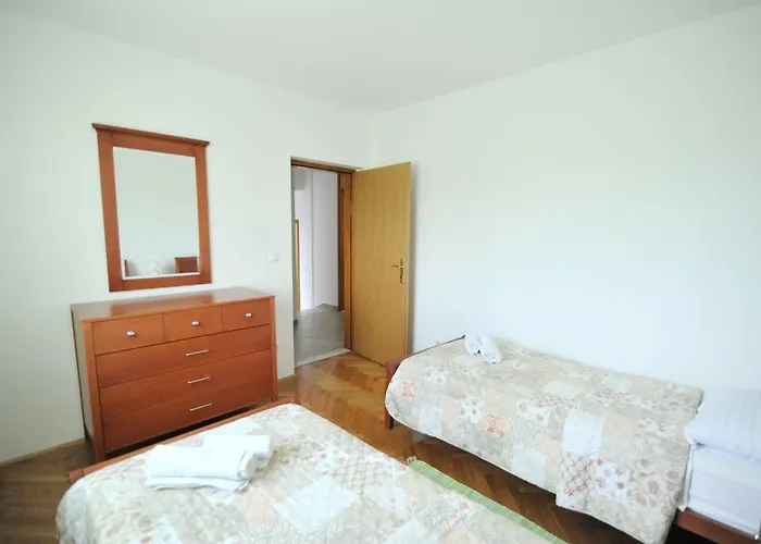 Luna With Seaview Апартаменты