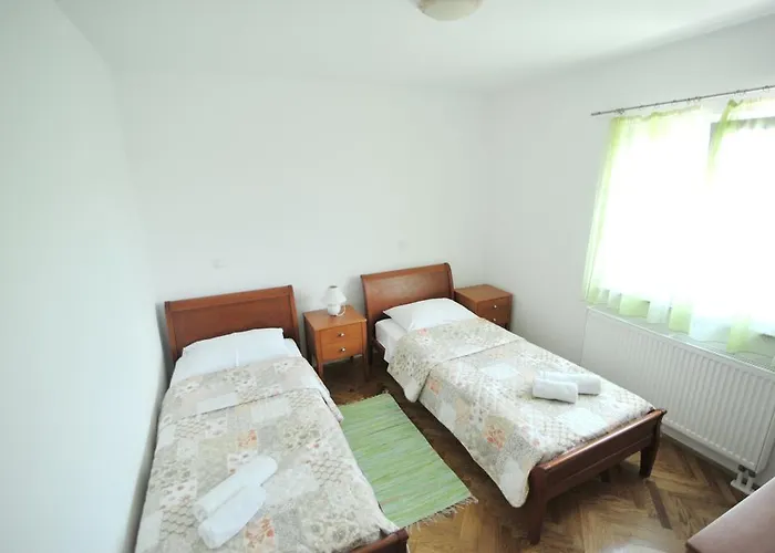 Luna With Seaview Апартаменты *