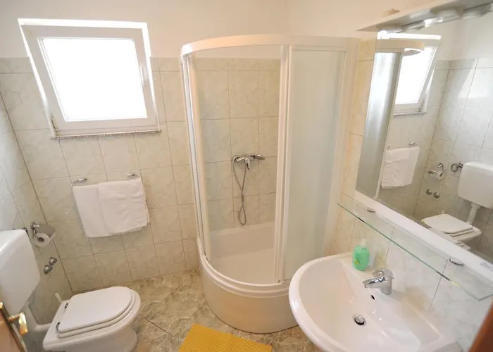 Villa Luna With Seaview * Petrcane